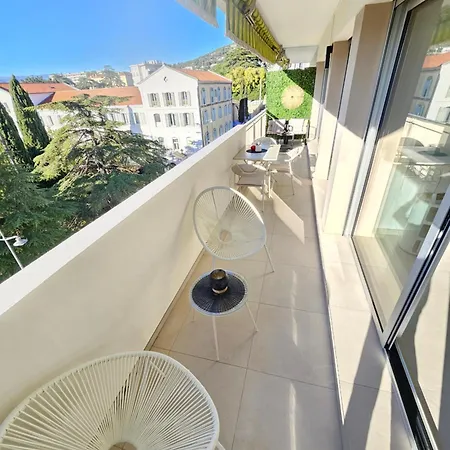 Appartement 3 Pièces Lumineux à Cannes